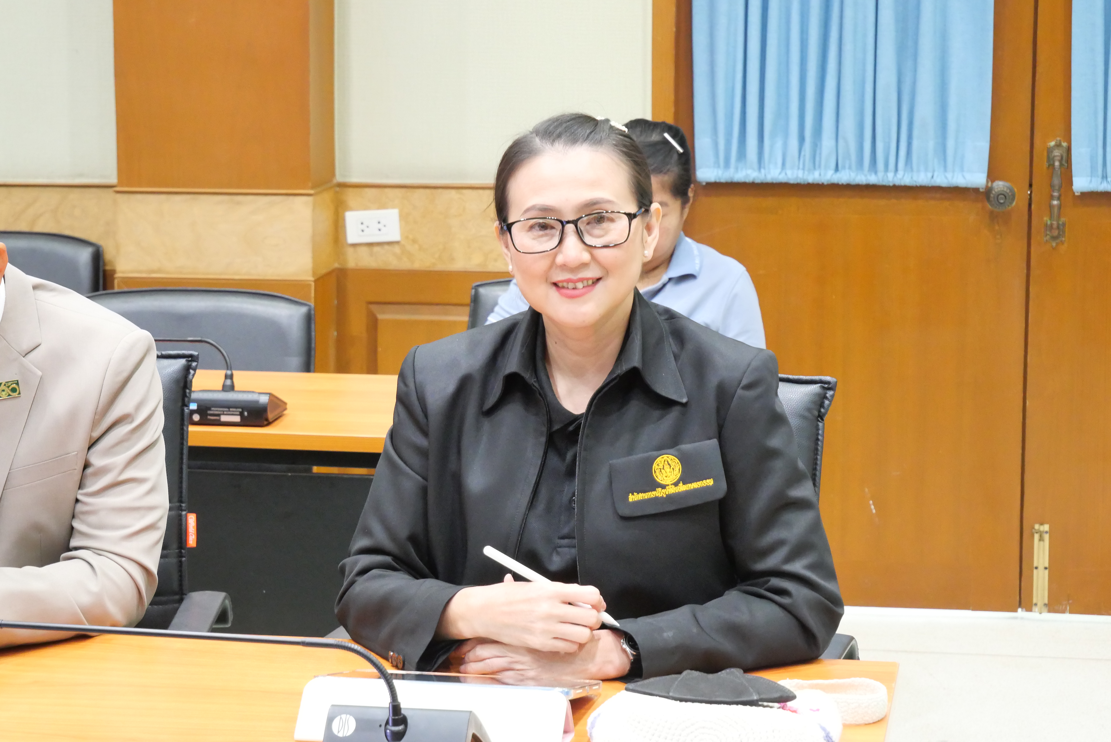 title - สำนักบริหารกองทุน ประชุมหารือและเสวนา “มองย้อนงานปีงบประมาณ 2569 ร่วมคิดวางแผนงานปีงบประมาณ 2570” 